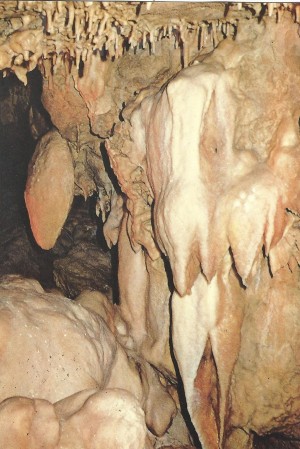 Kfrarhim Grotto Al Shouf -     الشوف -  مغارة كفرحيم 2
